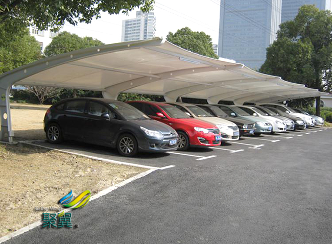  膜結(jié)構(gòu)車棚設(shè)計時應(yīng)該注意的事項有哪些