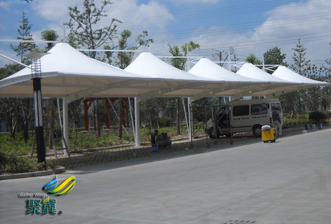 北方膜結(jié)構(gòu)車棚修建比較多的原因