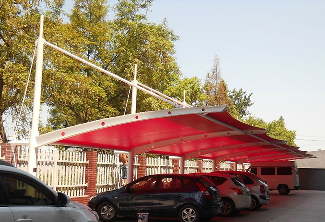  膜結構車棚汽車棚設計要求|配件裝配